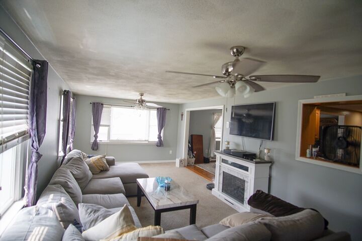 Property Photo:  29 Garfield Avenue 2  MA 01801 