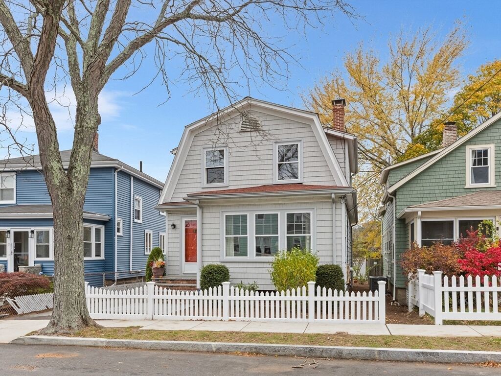 Property Photo:  6 Warwick Street  MA 02170 
