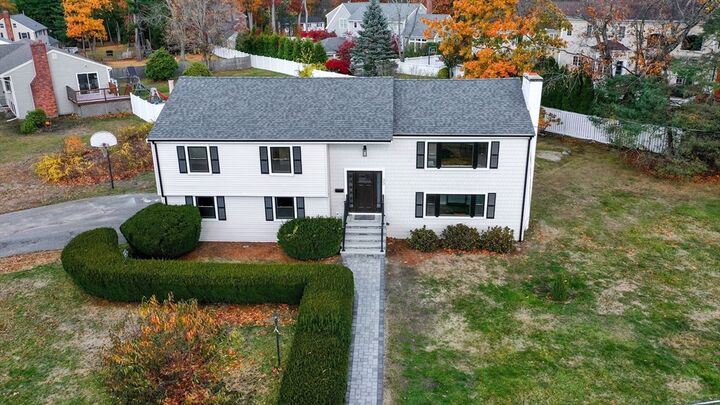 Property Photo:  33 Marla Ln  MA 01867 