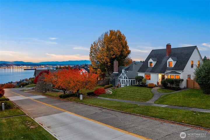 3718 N 36th Street  Tacoma WA 98407 photo