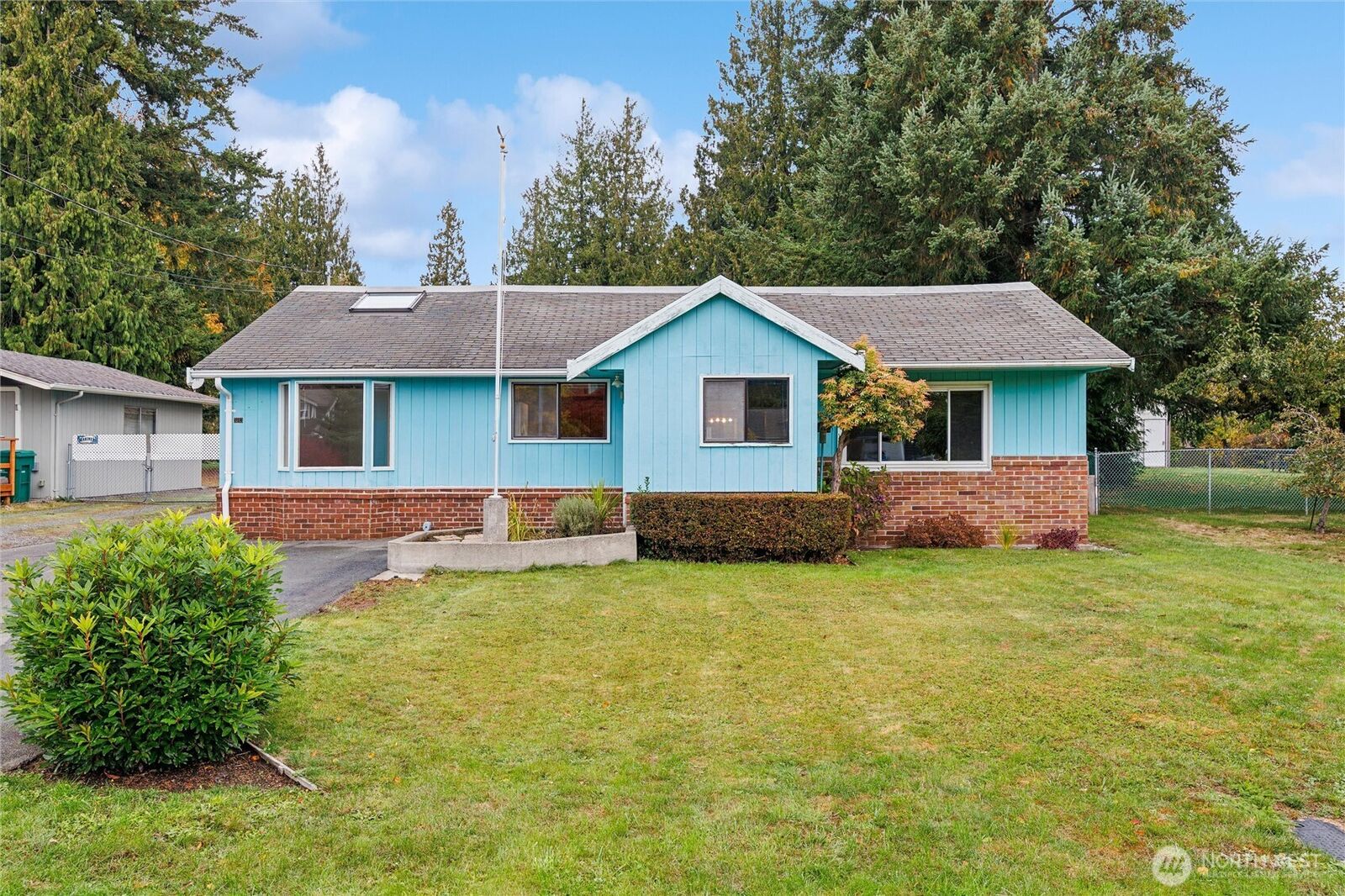 Property Photo: 3113 232nd Street SW WA 98036