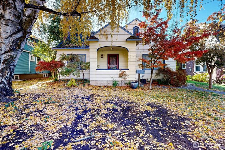 Property Photo:  1010  Boyer Avenue  WA 99362 