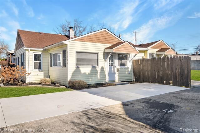 Property Photo:  23720 Melville Avenue  MI 48030 