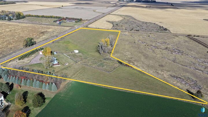 Property Photo:  25218 482nd Ave  SD 57030 