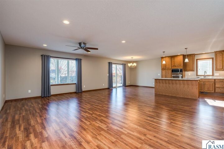 Property Photo: 101 Grovebrook Drive MN 56001