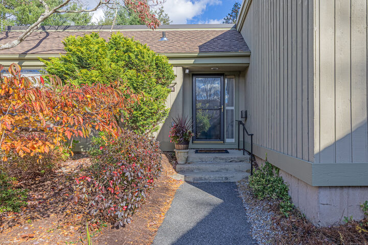 701 Heritage Village B  Southbury CT 06488 photo