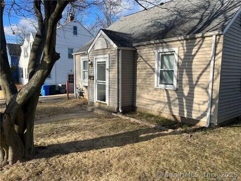 Property Photo: 31 Morris Avenue CT 06010