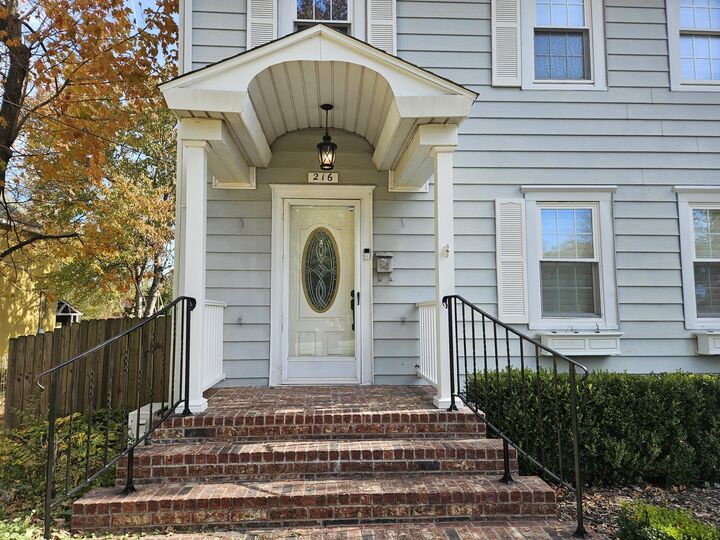 Property Photo: 216 S Elliott Avenue MO 65605