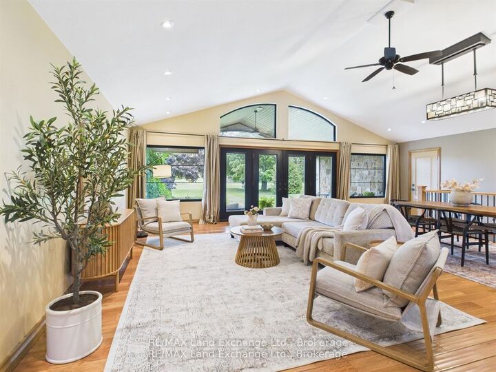 Property Photo:  203 Campbell Crescent  ON N2Z 1B9 