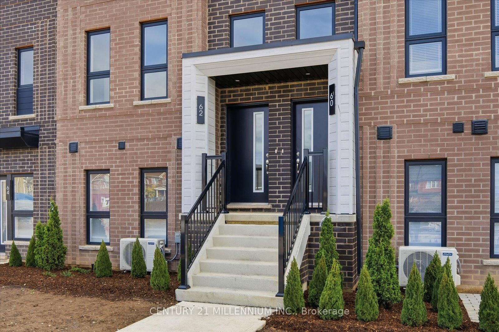 Property Photo:  62 Kenesky Drive 2  ON L8B 2A9 