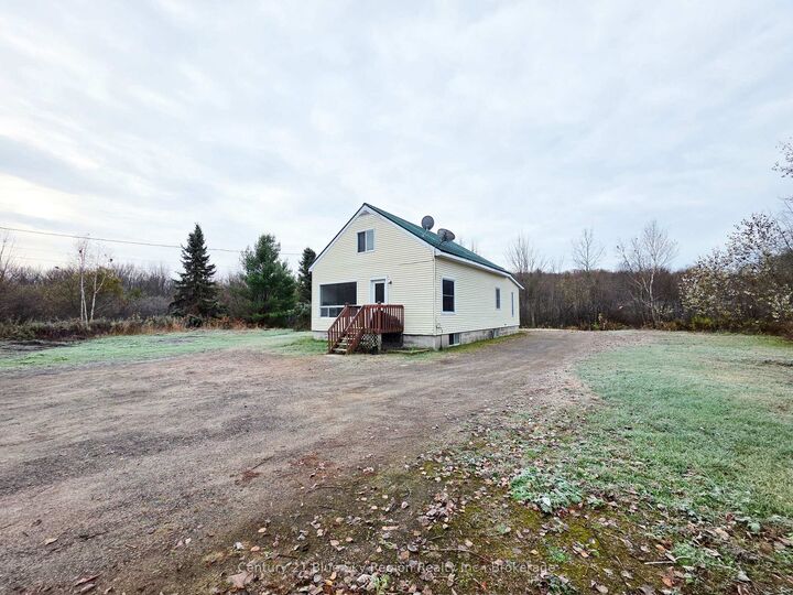 Property Photo:  167-179 Lake Nosbonsing Road  ON P0H 1H0 