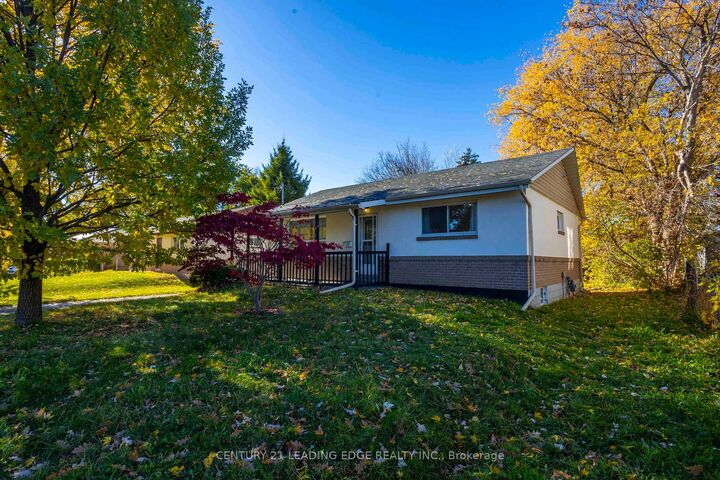 Property Photo:  2728 Kennedy Road  ON M1T 3H9 