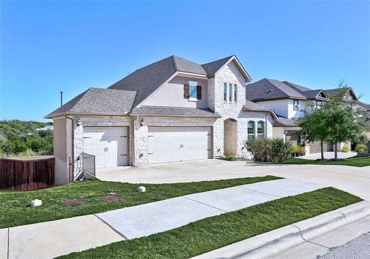 Property Photo: 5501 La Canada Way TX 78738