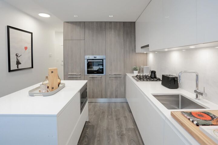 4510 Halifax Way 5305  Burnaby BC V5C 0K4 photo