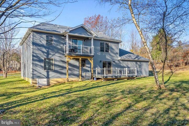 Property Photo: 460 Scenic PA 18210