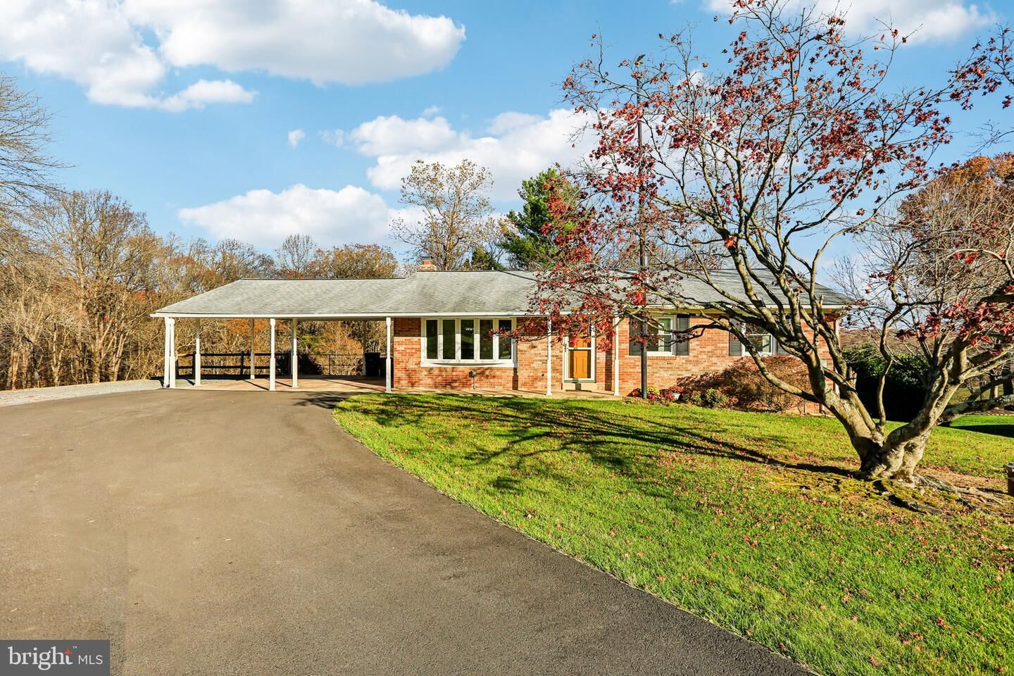 Property Photo:  21 Garfield Court  MD 20882 