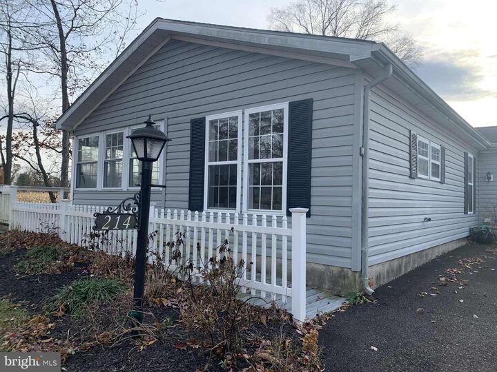 Property Photo: 214 Dove Court PA 18938