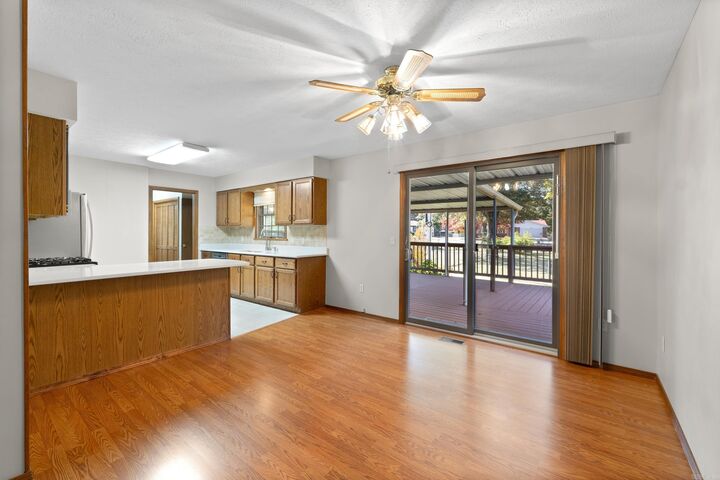 Property Photo:  1706 Monroe Ave  AR 72653 