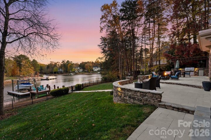 Property Photo: 128 Brownstone Drive NC 28117