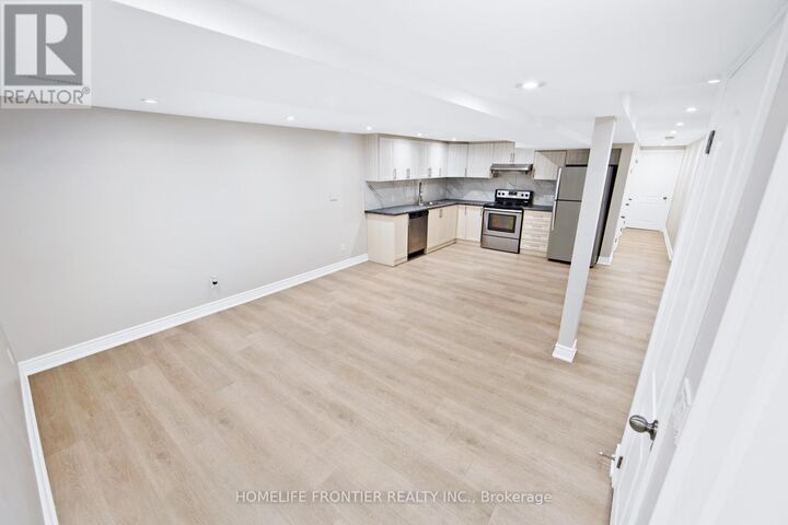 Property Photo:  40 Pennywood Road  ON L6V 2K4 