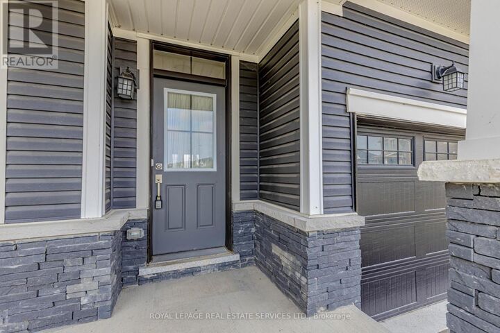 Property Photo:  96 Explorer Way West  ON L2V 0K3 