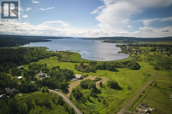 4160 Lac La Hache Station Road — photo 1