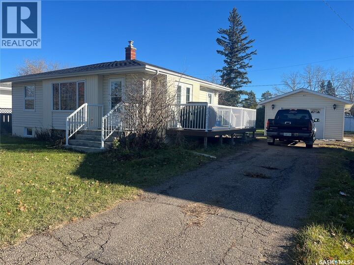 Photo de la propriété:  530 5th Street NE  SK S0A 4J0 