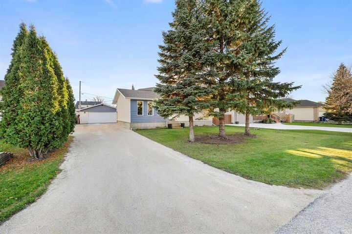 Photo de la propriété:  10 Therrien Street  MB R5K 1C9 