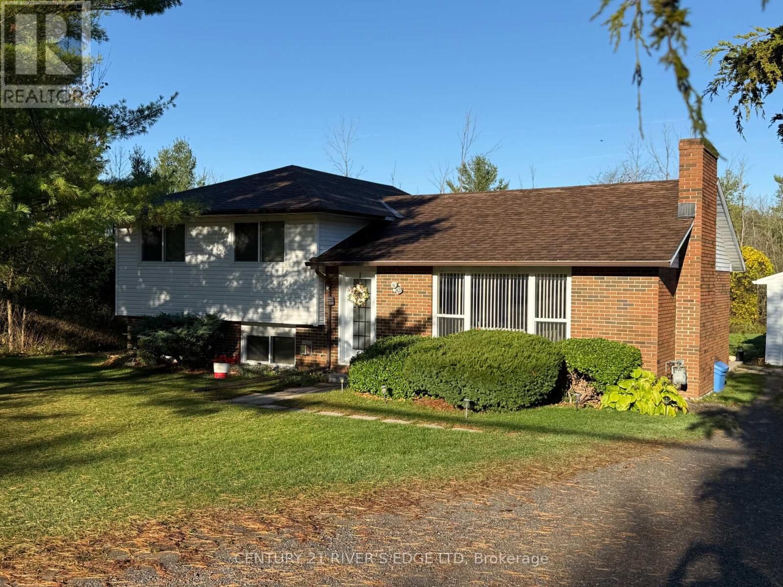 Photo de la propriété: 1154 Road 2 Road ON N8H 3V7