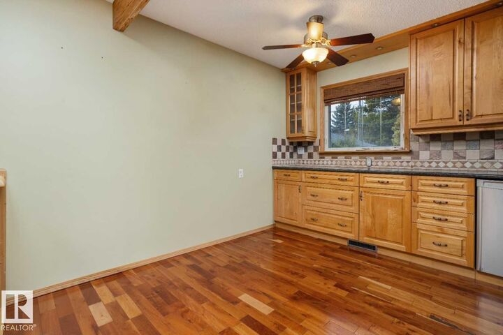 Property Photo:  9124 167 Street NW  AB T5R 2T9 