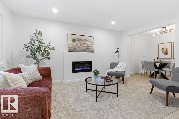 Property Photo:  5D Callingwood Court NW  AB T5T 0H5 