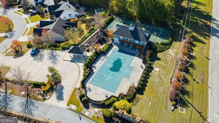 Property Photo:  233 E Skyline View  GA 30157 