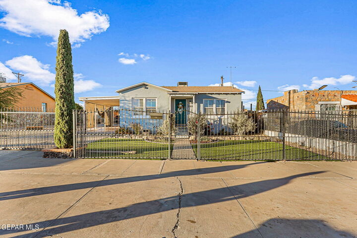 Property Photo: 3921 Mobile Avenue TX 79930