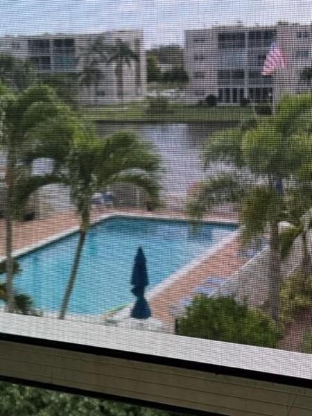 Property Photo:  314 SE 10th St 305  FL 33004 