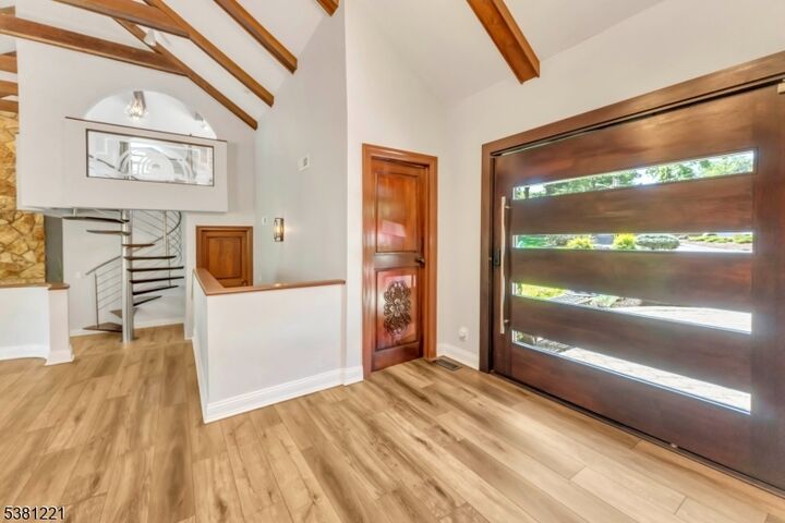 Property Photo: 18 Fairview Dr NJ 07006