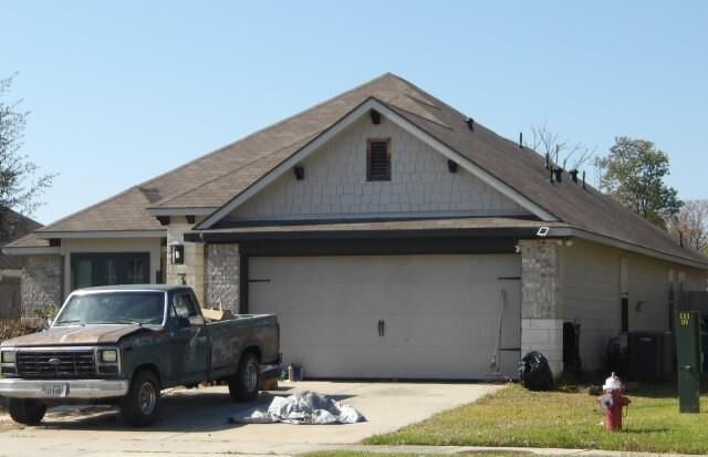 Property Photo:  309 Brocks Court  TX 77356 