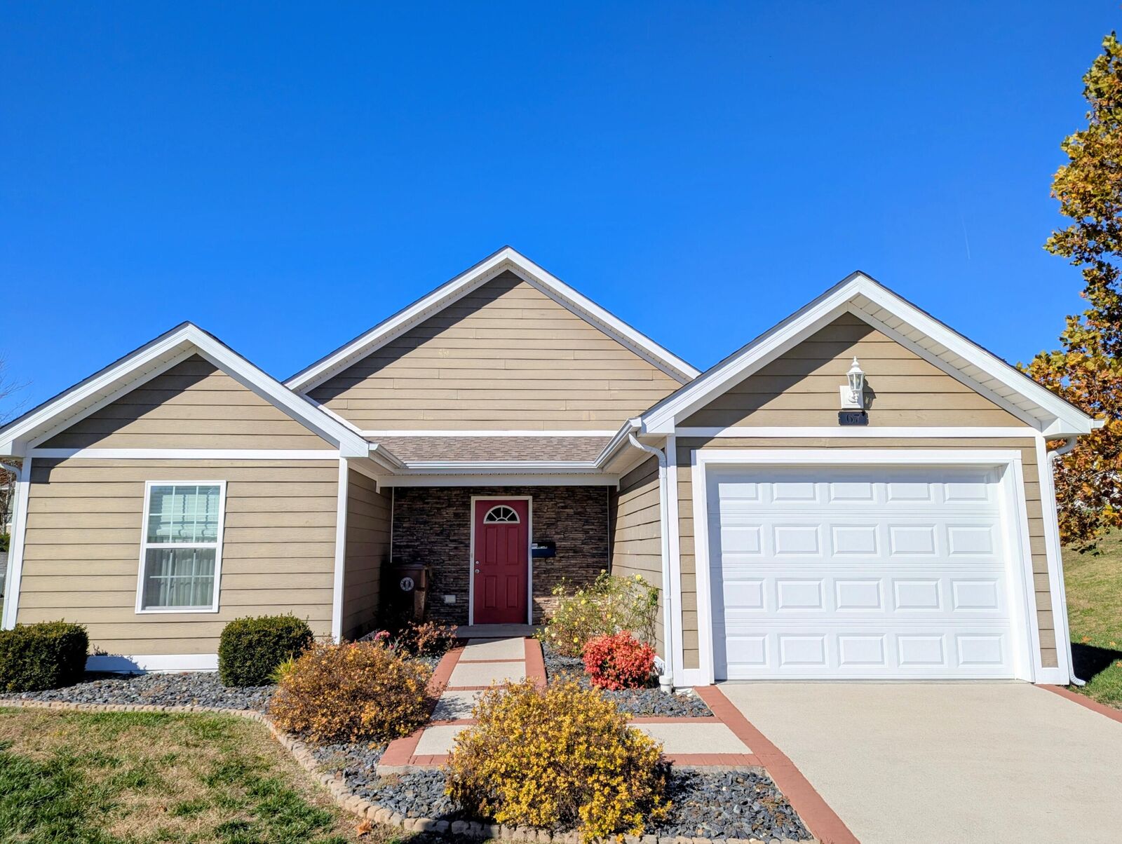 Property Photo: 67 Leaflet Avenue KY 42503