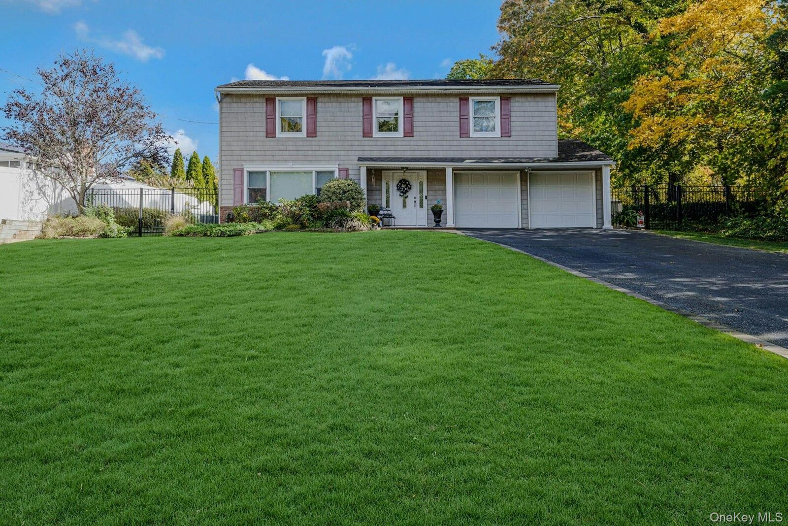 Property Photo: 89 Walnut Street NY 11755