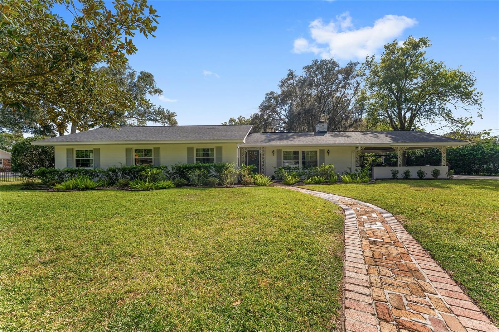 Property Photo: 2224 SE 5th Street FL 34471