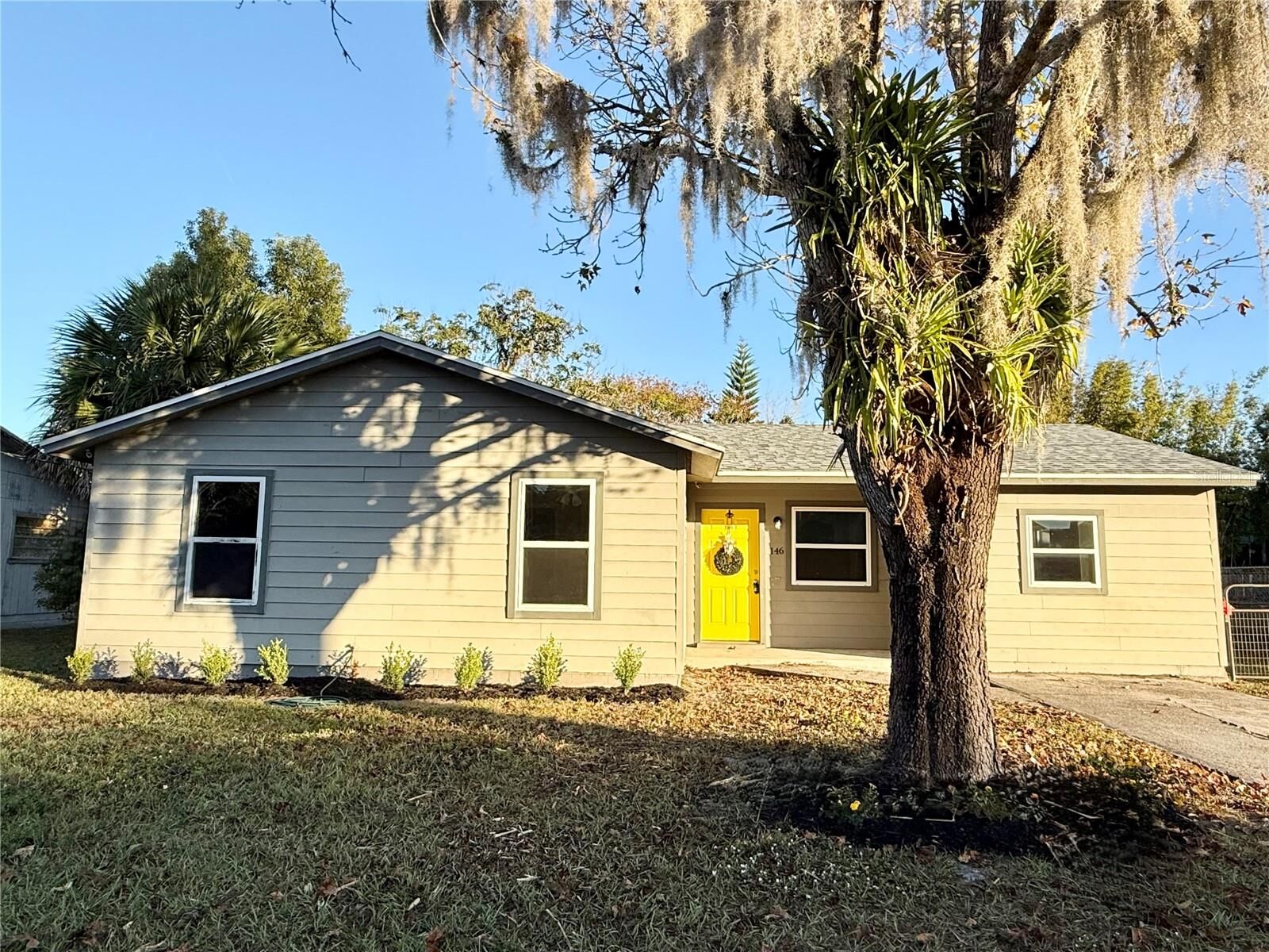Property Photo:  146 Avenue C  FL 32732 