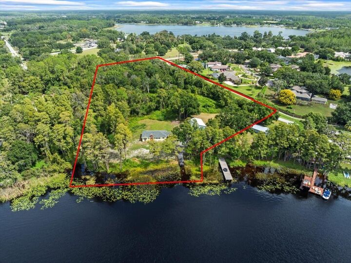 Property Photo: 17924 Simms Road FL 33556