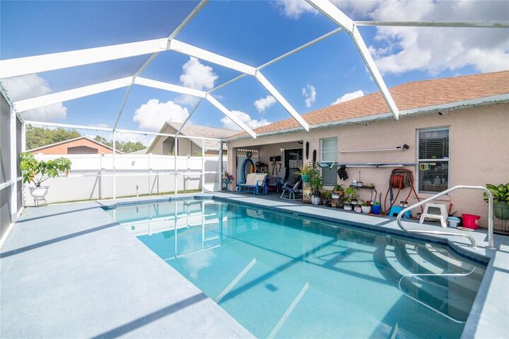 Property Photo:  7349 Cutwater Lane  FL 33545 