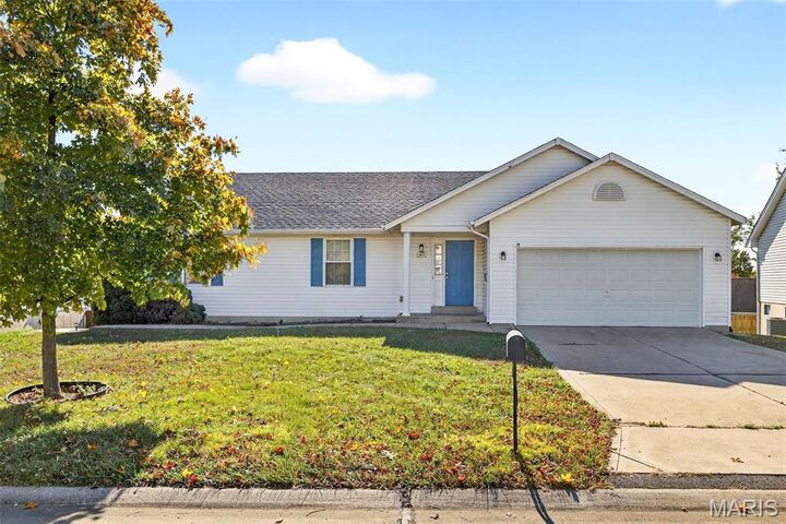 Property Photo: 2625 Breezy Point Lane MO 63368