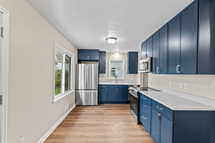 841 N 54th St  Milwaukee WI 53208 photo