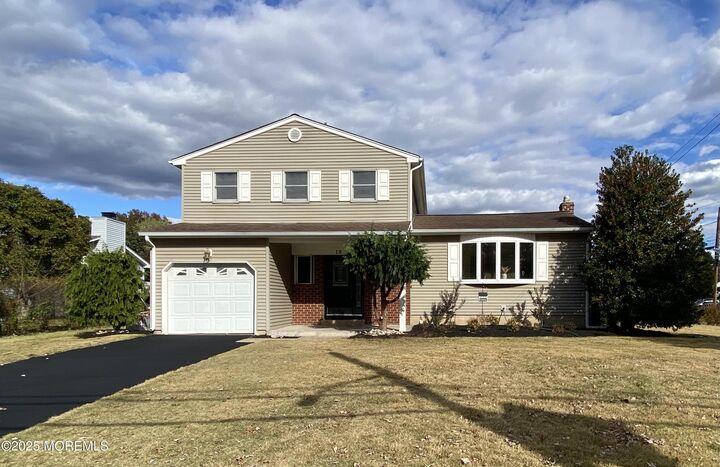 18 Wolfpack Road  Hamilton NJ 08619 photo