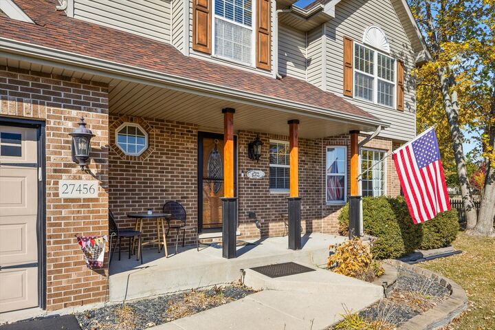 Property Photo:  27456 W Fawn Lake Court  IL 60410 