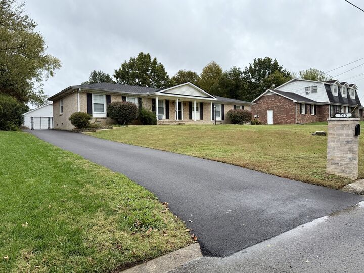 Property Photo: 765 Myhr Dr TN 37221