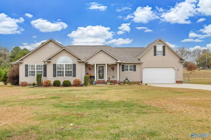 4345 Walnut Street  Albertville AL 35950 photo