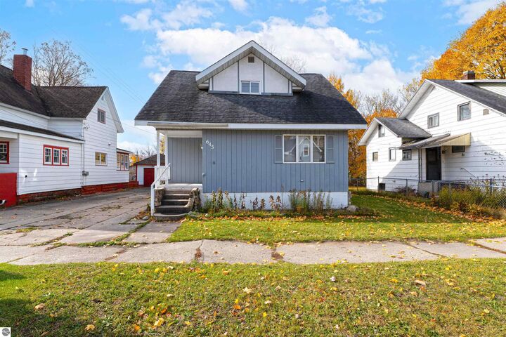 Property Photo:  645 N Lake Street  MI 49601 