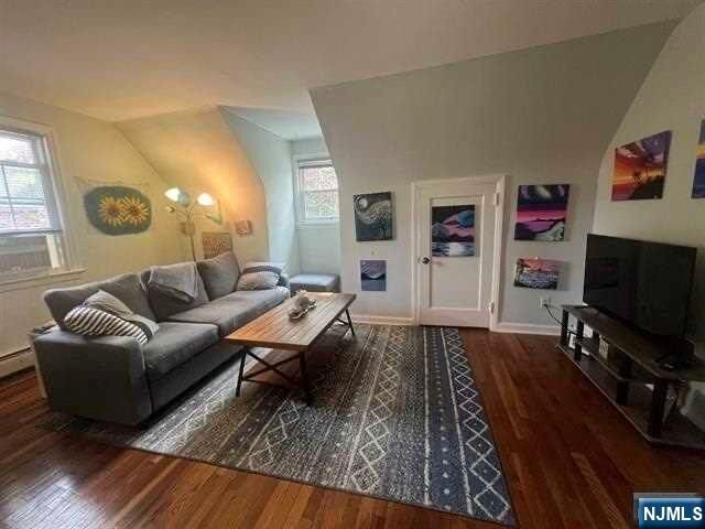 Property Photo:  42 7th Avenue 2  NJ 07675 